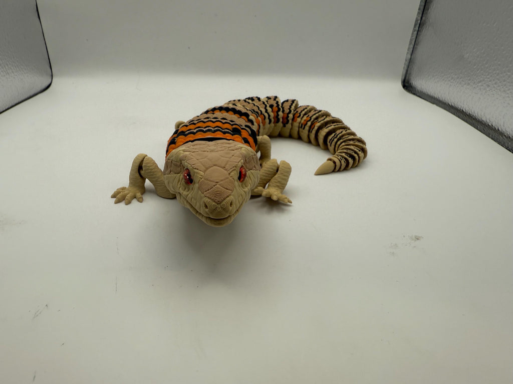 Realistic Blue Tongue Skink articulated desk and fidget toy