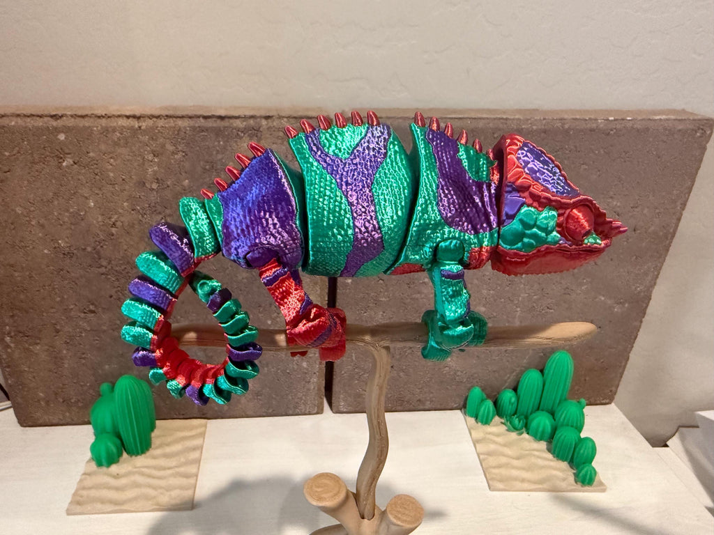 Articulated Multi-Color Chameleon — 3D-printed product by Truly Innovative Concepts