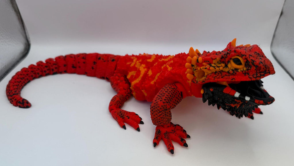 Realistic Red Bearded Dragon Red Monster articulated desk and fidget toy