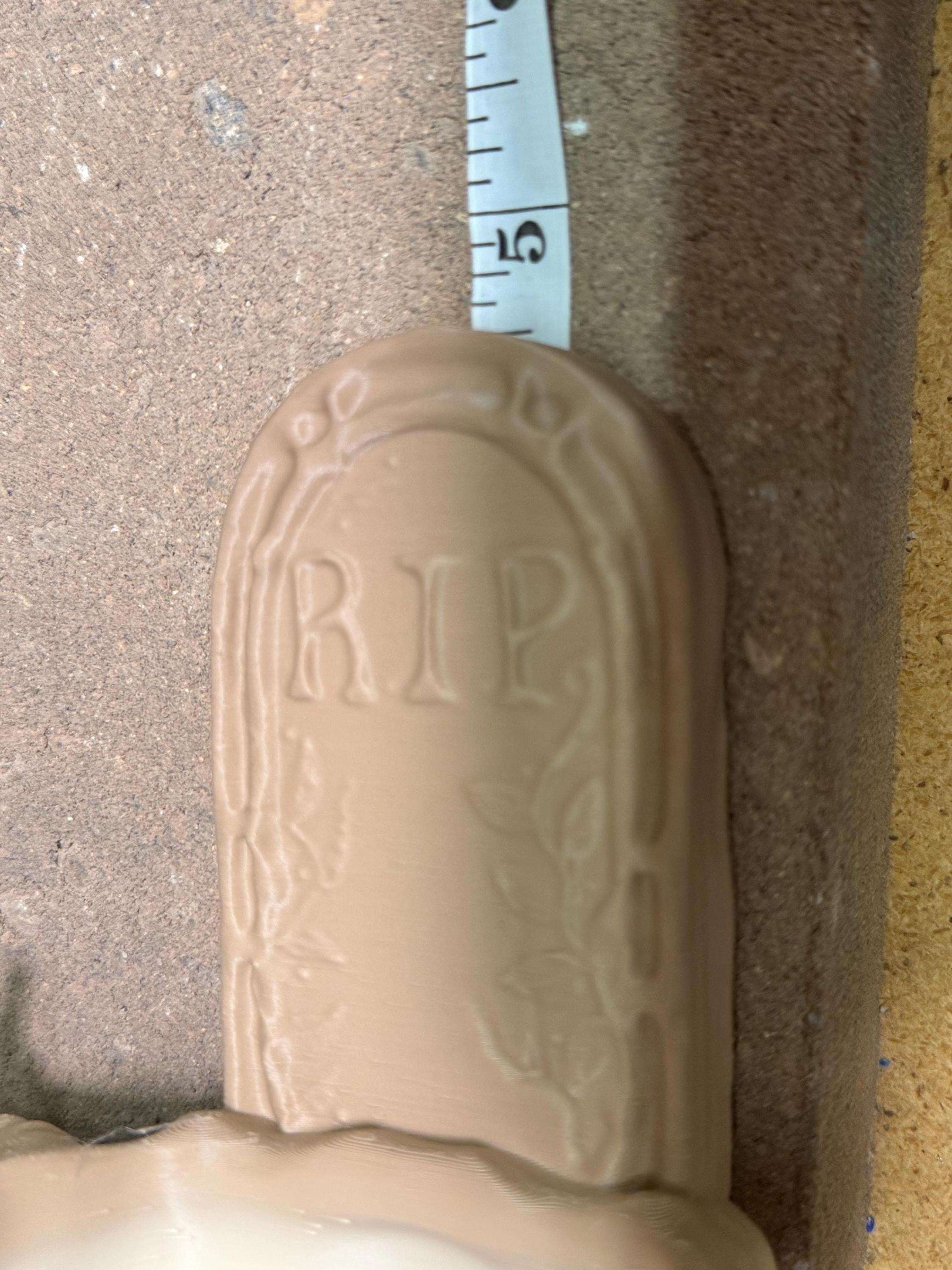 3D Printed Reptile Food and Water Dish: Graveyard Halloween Decor